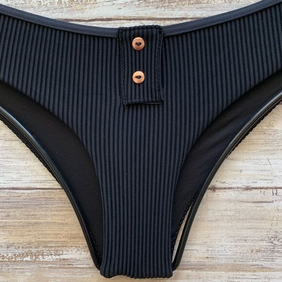 FRANKIES BIKINIS Alana Ribbed Cheeky Bikini Bottom - Picture 4 of 10